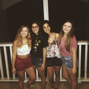 Meet your Posher, Maha